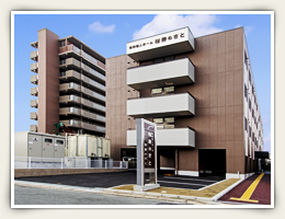 《マイカー通勤OK◆しっかり稼げる高時給!◆週3日から相談可能◆2シフト以上できる方歓迎!》福岡市博多区にある定員48名の有料老人ホームで介護のお仕事!