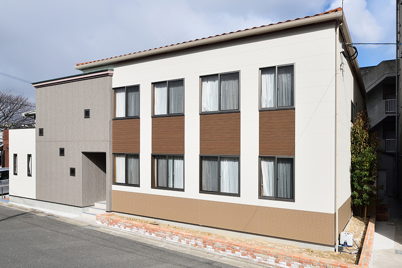 《JR日田彦山線「南小倉駅」徒歩10分◆マイカー通勤OK！◆日中帯のみで働きやすい！◆週3日から相談可能》北九州市小倉北区にあるグループホームで看護のお仕事！【派遣】