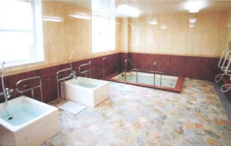 《マイカーでの通勤OK★日勤1シフトのみで安定した生活リズムで働ける》JR鹿児島本線「水城駅」徒歩圏内◇太宰府市にあるデイサービスセンターでの介護のお仕事！