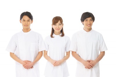 《PT・非常勤》高時給2,500円◆週1日でOK◆阪急千里線「北千里駅」利用◆介護施設未経験OK◆ベネッセ運営のホームでリハビリ指導【パート・アルバイト・非常勤】