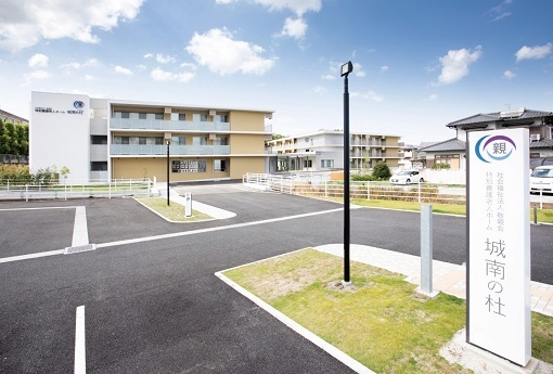 《地下鉄七隈線「梅林駅」徒歩5分★日中帯のみの勤務★週3日から相談可能》福岡市城南区にあるショートステイでの介護のお仕事！マイカーでの通勤も可能なので通勤ラクラク♪