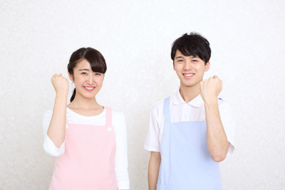 週４日からシフト応相談！◆最寄り駅より徒歩３分・駅チカ♪2017年ＯＰＥＮの綺麗な有料老人ホームで介護のお仕事［派遣］