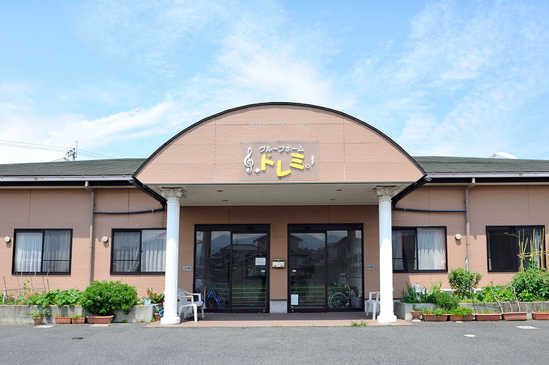 《車通勤OK！◆週3日から相談可能です！》北九州市小倉南区にあるグループホームで介護のお仕事！施設は田園風景が広がる静かな場所に位置しています◎【派遣】